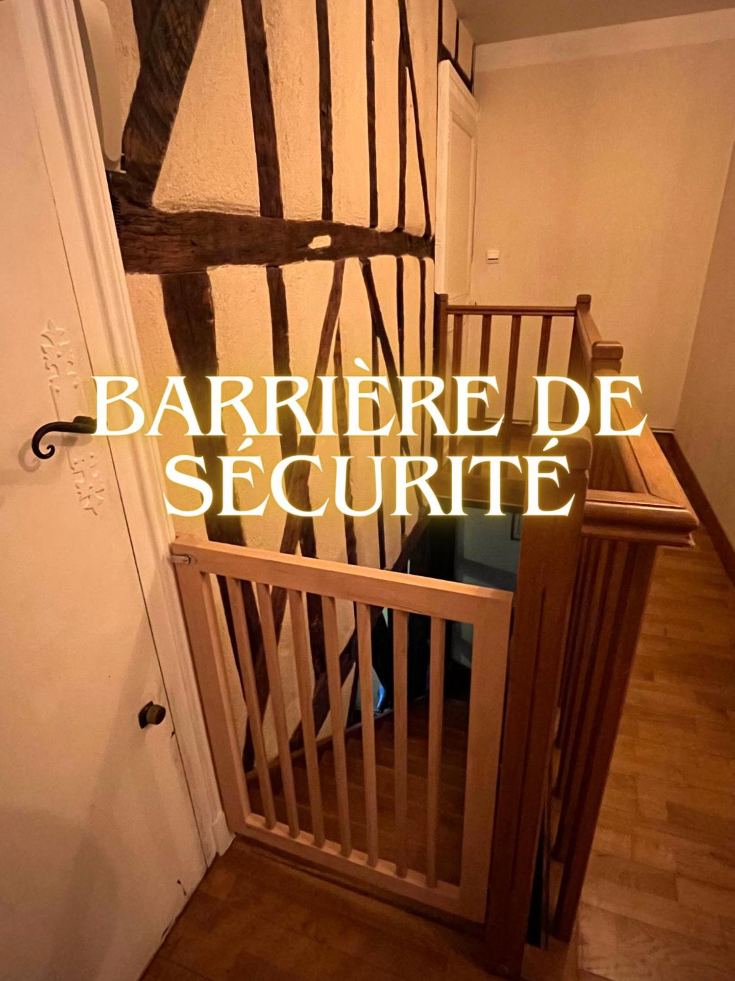 L'Atypique Mirebeau - T3 Duplex - Centre Historique Apartment Bourges Ngoại thất bức ảnh