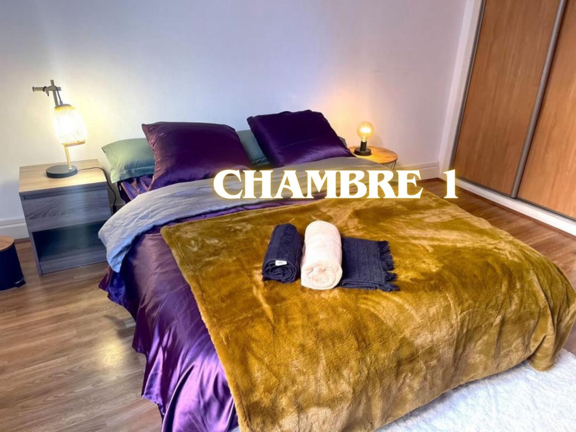 L'Atypique Mirebeau - T3 Duplex - Centre Historique Apartment Bourges Ngoại thất bức ảnh